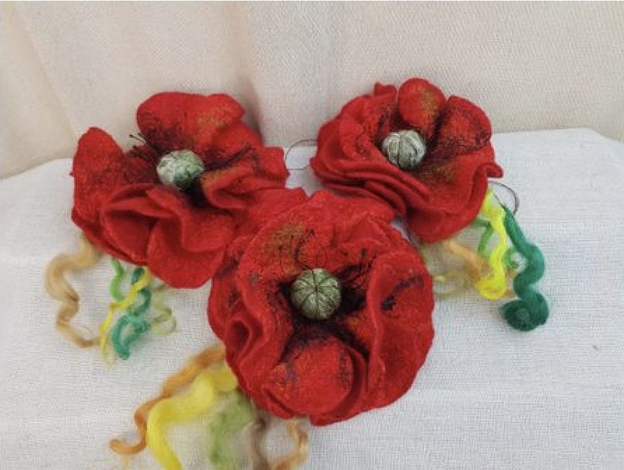 Poppy Wet Felting felting workshop at Wool & Silk Art Studio