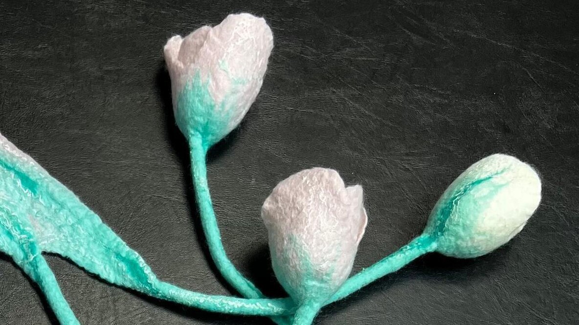 Tulips wetfelting class